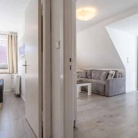 Haus-springfloot-whg-2-og Daire *